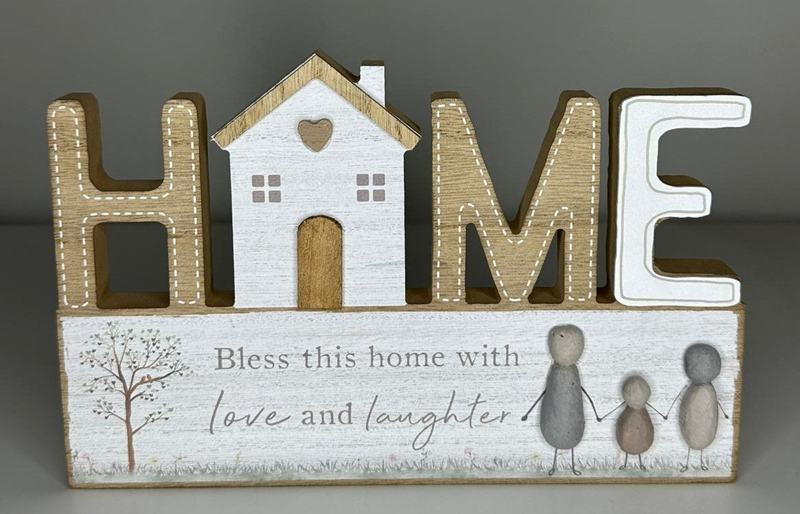 Pebble Home standing decor