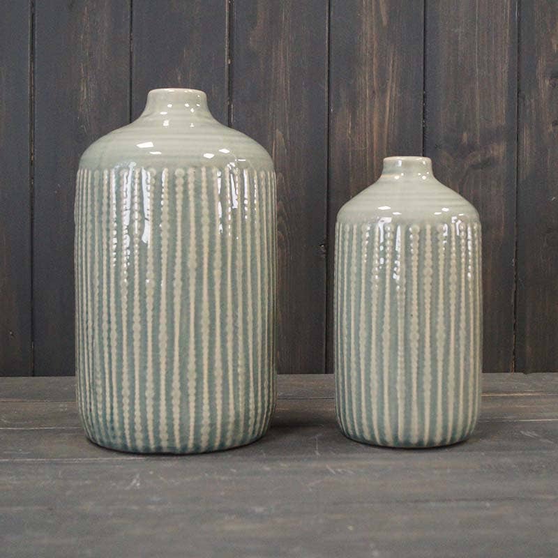 Ceramic Indented Flower Vase (10cm)