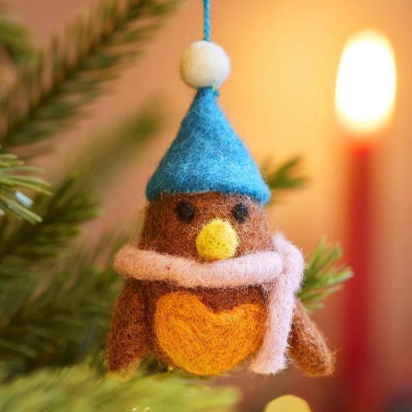 Set of 5 Hanging Felt Robin Decorations